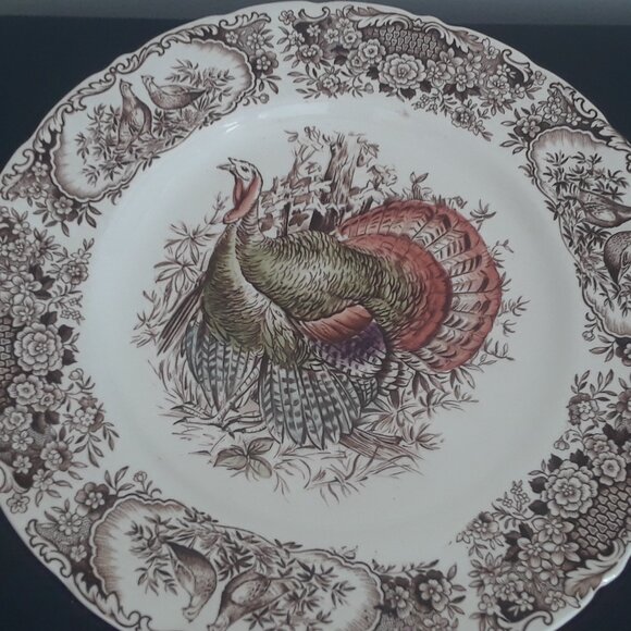 Johnson Brothers 'Wild Turkeys' Dinner Plate - Picture 1 of 11